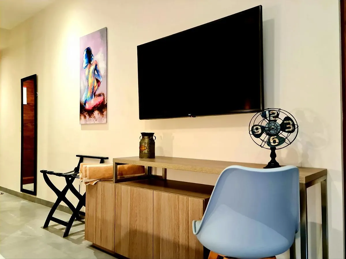 Apartment Discover Playa Del Carmen From The Gallery Condos Steps To The Beach