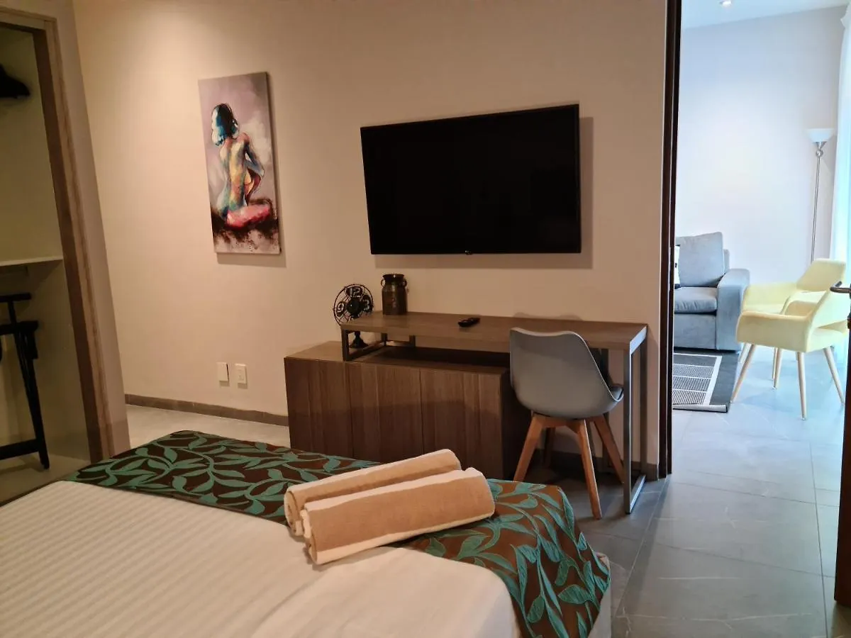 Apartment Discover Playa Del Carmen From The Gallery Condos Steps To The Beach Mexico